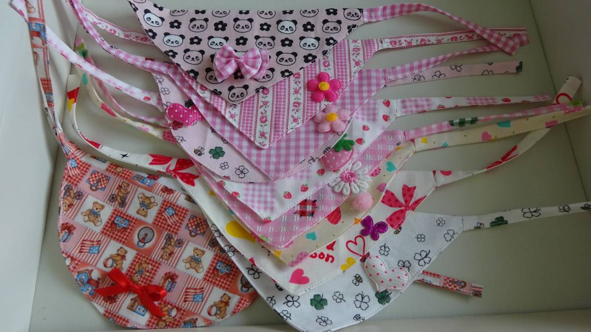ハンドメイド★犬のバンダナ 女の子デザインおまかせS~Mサイズ色々 10枚拍卖