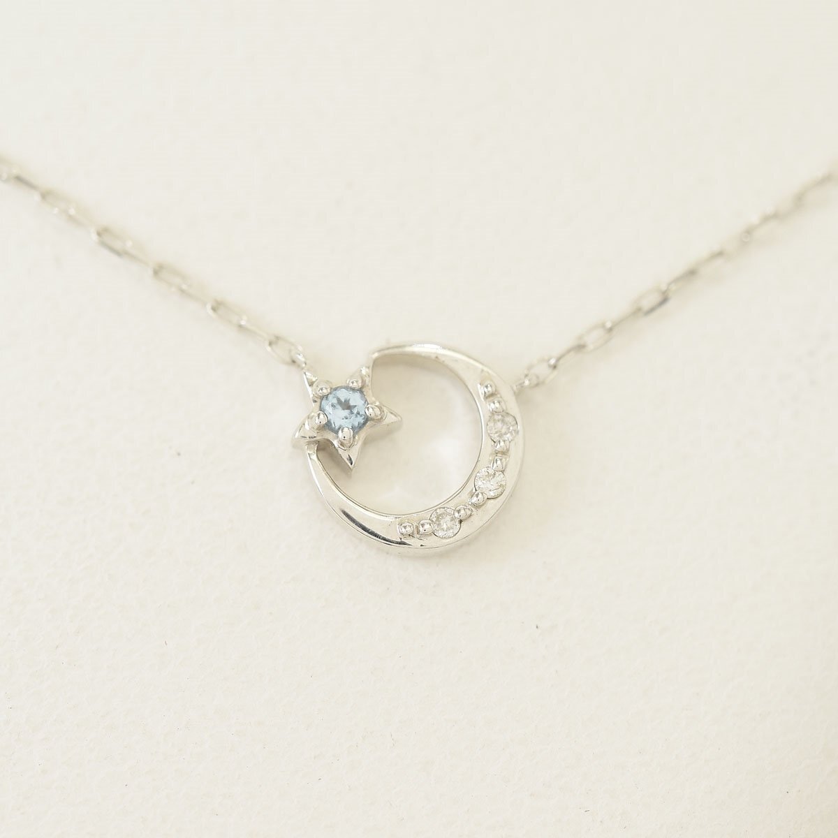 □546328 4℃ ヨンドシー ペンダントネックレス スタームーントップNC K10 星 月 レディース ホワイトゴールド拍卖