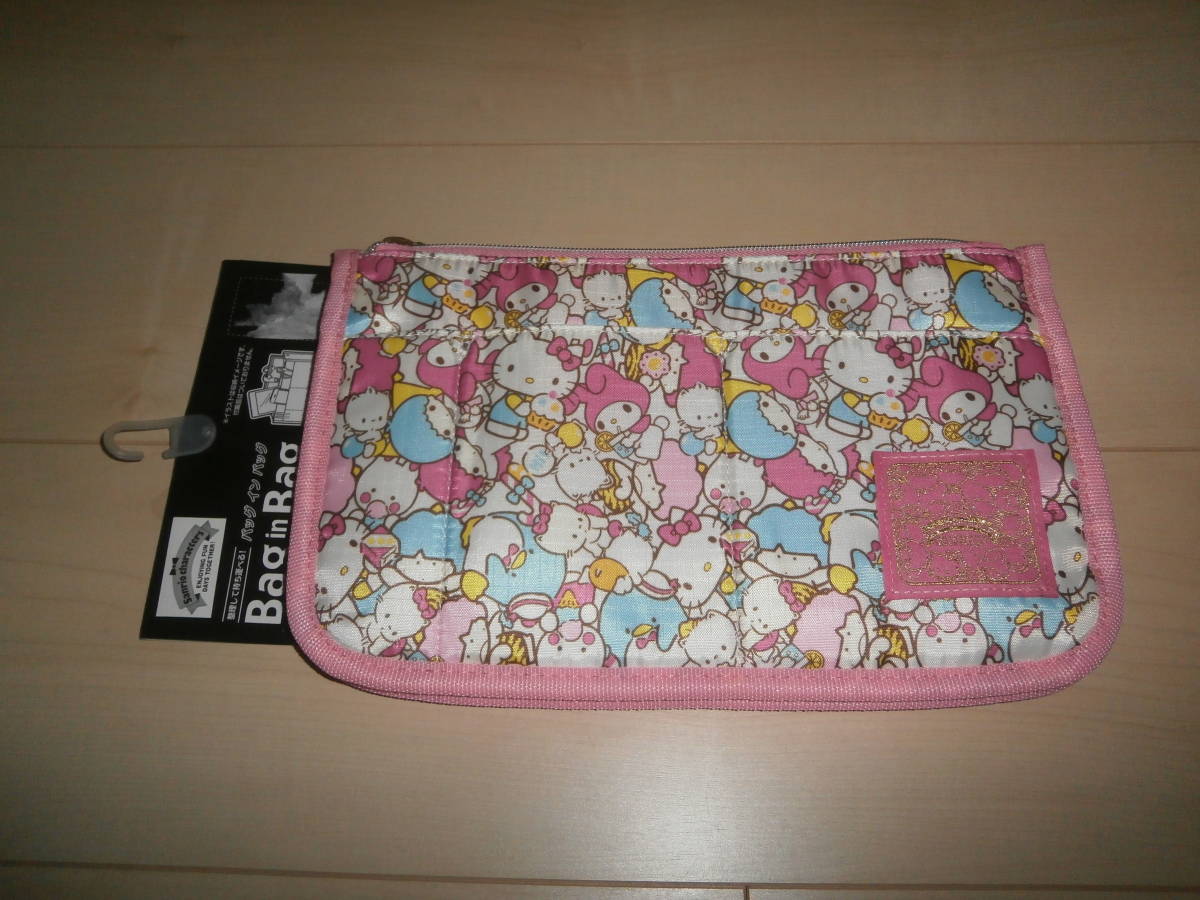 即決★新品★サンリオキャラクターズ★整理して持ち運べる! バッグインバッグ★★ポーチ キティキキララマイメロディタキシードサム拍卖