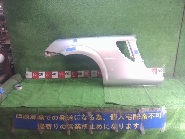 トヨタ MR-S Sエディション 前期 ZZW30 右 クォーターパネル ダクトカバー欠品 再塗装品 補修跡有 板金跡有 凹み有 ★個人宅配送不可★拍卖