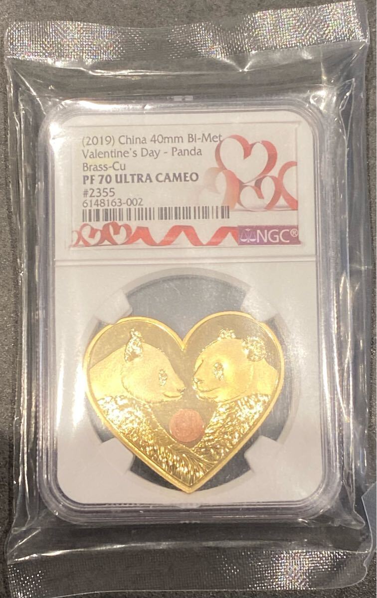 中国 2019 パンダ バレンタインデー ハート型 記念金章 NGC PF70 ULTRA CAMEO 最高評価 初回発行 中国硬貨 記念硬貨 骨董品拍卖