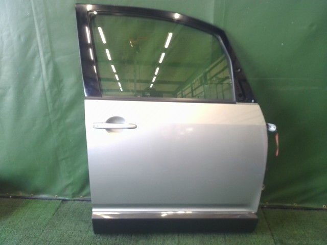 デリカD5 LDA-CV1W 右フロントドア 右Fドア 運転席 U25U19 5700A464拍卖