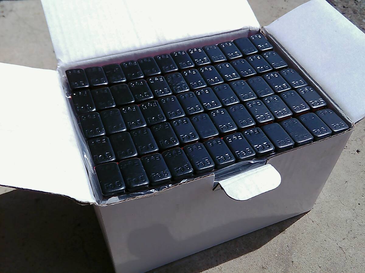 新品☆未使用☆貼り付けバランスウエイト☆ブラック☆5g×12が100本☆6kg☆アルミホイール☆ホイールバランス☆鉄製バランスウエイト☆Hu拍卖