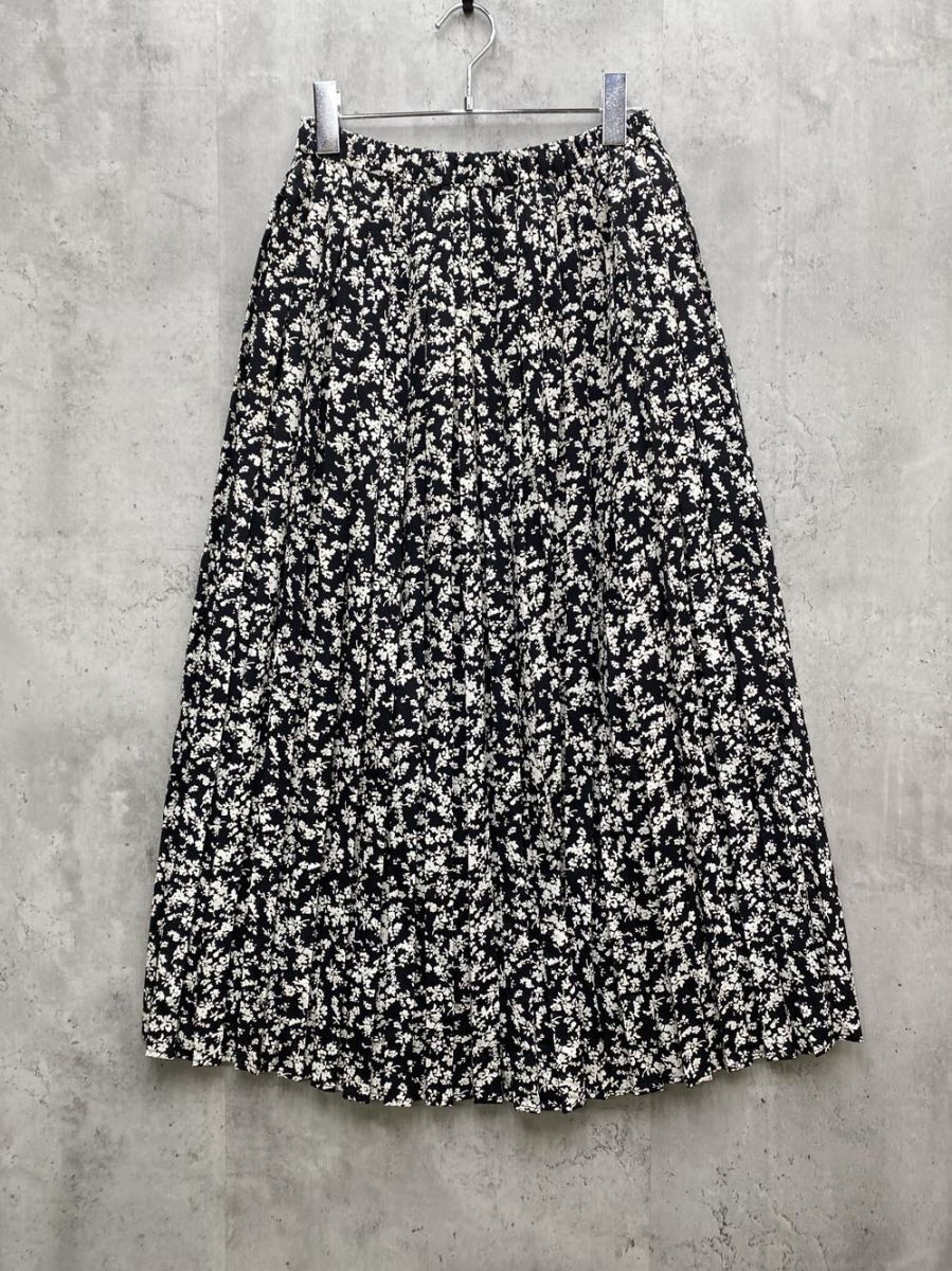 ゆうパケットOK Doux archives ドゥアルシーヴ 小花柄 ロング フレア スカート sizeF/黒 ■◇拍卖
