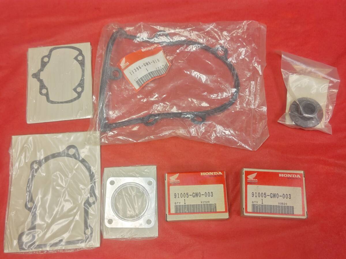 ディオ AF18 クランクベアリング クランクケースガスケット シリンダーガスケット ホンダ 純正 Dio 未使用品 HONDA GENUINE PARTS拍卖
