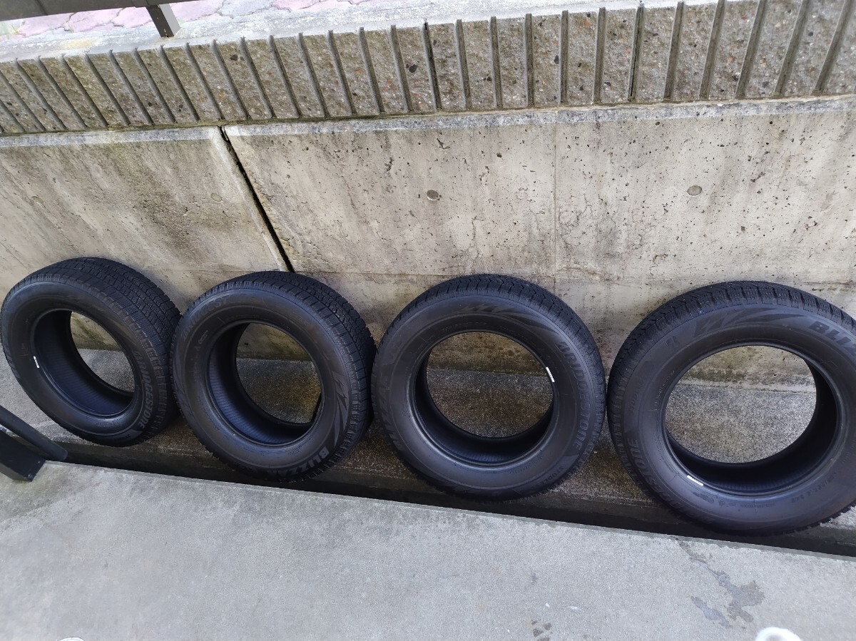ブリヂストン スタッドレス 205/65R15 74S ブリザック 7〜8分山 2021年 4本拍卖