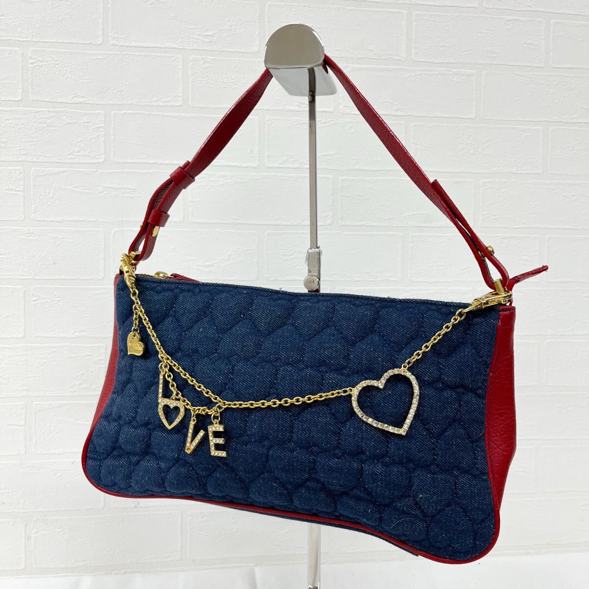 和736★① Samantha Thavasa サマンサタバサ ハンドバッグ ハートキルティング Love ハート チェーン ブルー レッド レディース拍卖