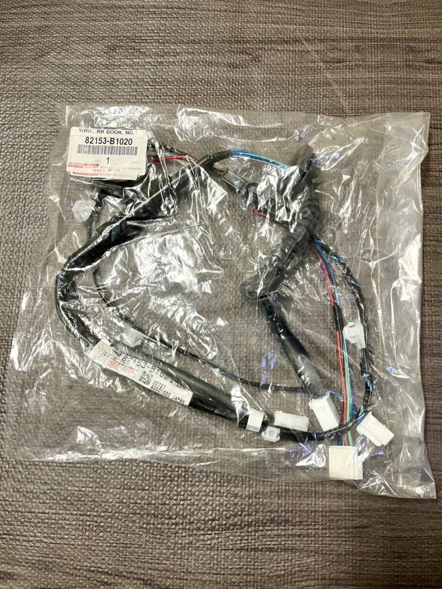 新品 未使用 TOYOTA Passo トヨタ パッソ リヤドア ワイヤ RH 82153-B1020 ダイハツ DAIHATSU 純正部品 C2505010拍卖
