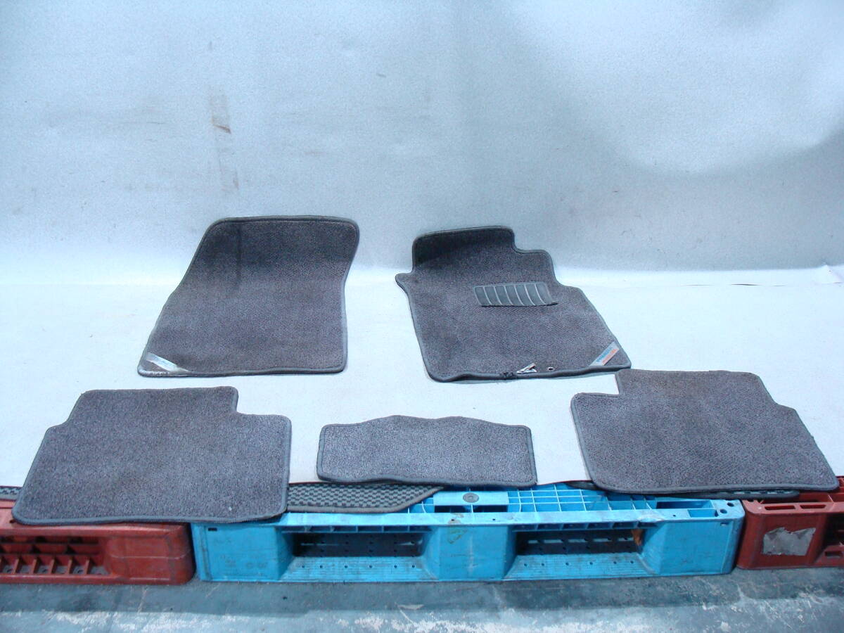 Q50238 P10 プリメーラ 純正 フロアマット 1台分拍卖