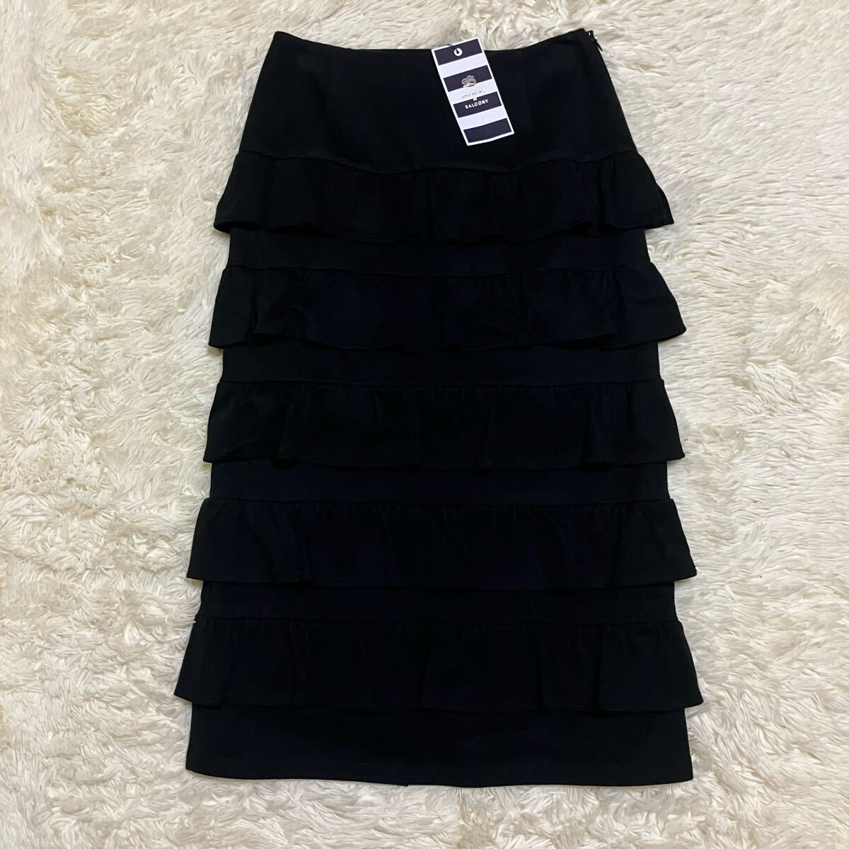 未使用 ボーダーズアットバルコニー SMOOTH FRILL SKIR ブラック拍卖