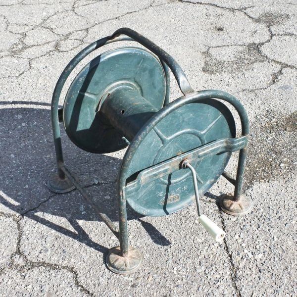 【富山】NEW サンフラワー ホースリール ハンドル付き 巻取り スプレー 散水 動噴 噴霧機 高圧 洗浄 散布 除草 発送可 倉庫内保管 中古拍卖