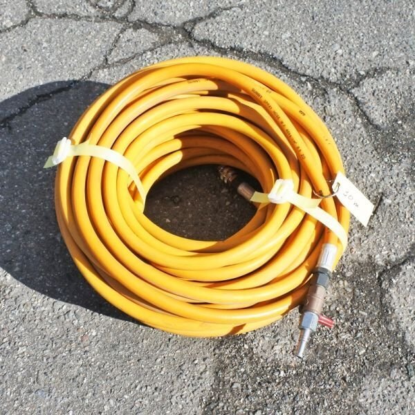 【富山】サニー 散布用ホース W.P.40kg/cm2 8.5 長さ約30M SUNNY SPRAY HOSE 動噴 噴霧機 高圧 洗浄 散布 除草 発送可 倉庫内保管 中古拍卖