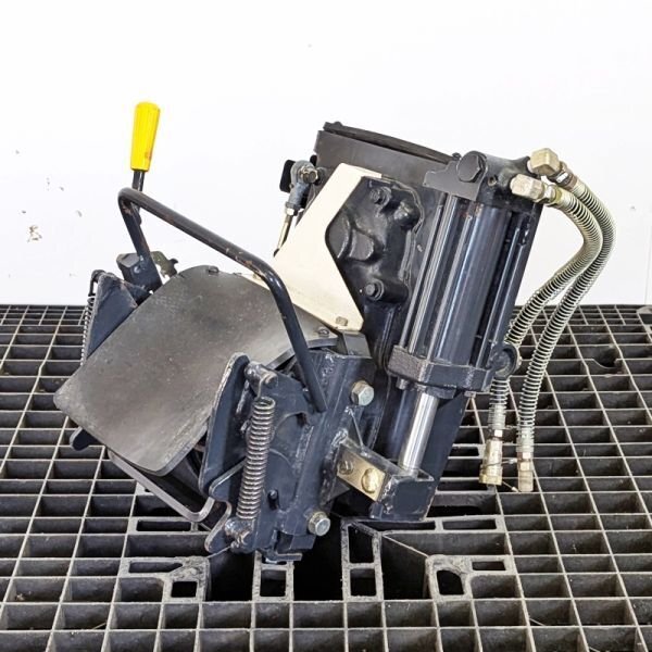 【富山】トラクター用 油圧 ロータリー 接続金具 クボタ イセキ ヤンマー トラクター 作業機 部品 取付 パーツ 発送可 倉庫内保管 中古拍卖