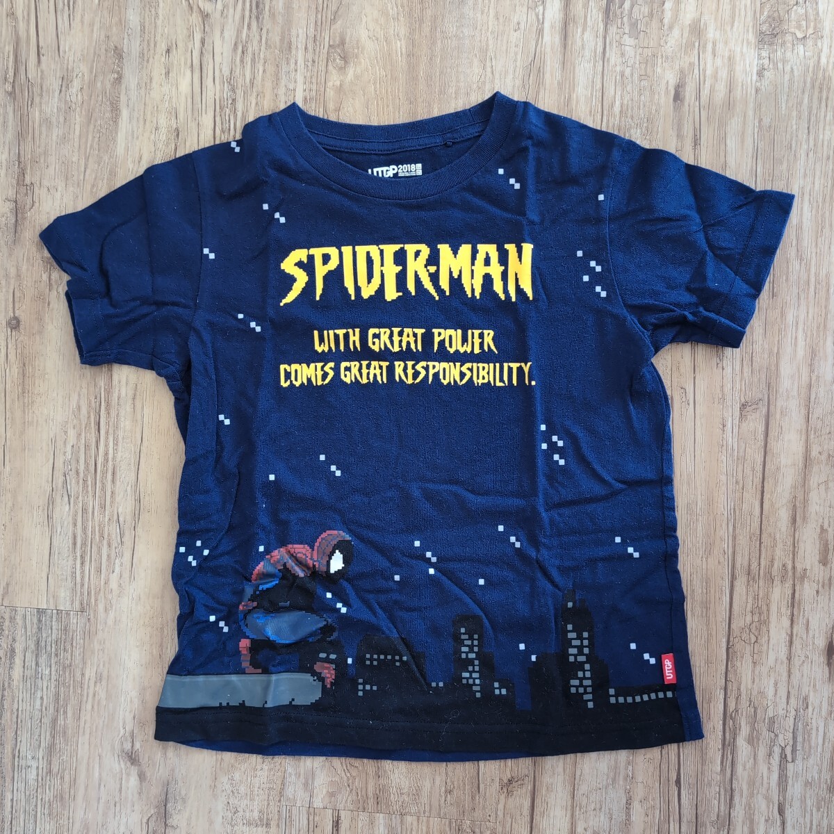 UNIQLO スパイダーマン半袖Tシャツ(120)拍卖