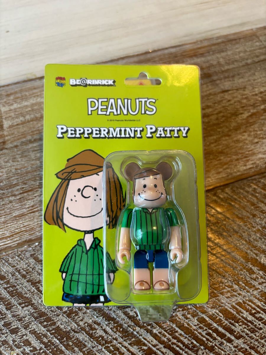 PEPPERMINT PATTY ベアブリック /BE@RBRICK 100%(メディコムトイ・フィギュア・スヌーピー/SNOOPY・ピーナッツ/PEANUTS)拍卖