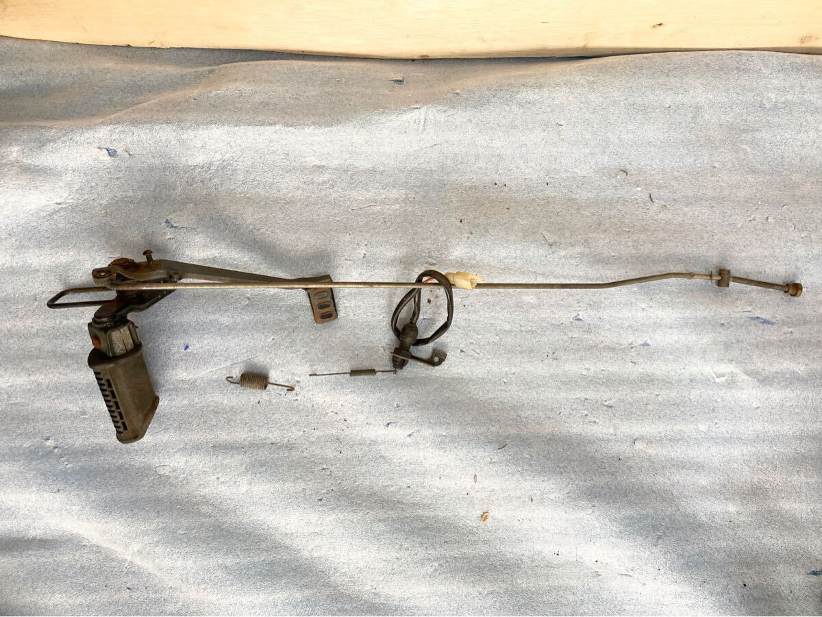 バンバン200 限定車 純正ステップ 右側 リアブレーキペダル ロッド スイッチ スズキ NH41A 検(ジェベル DF125 SX GN DR RMZ GS 250 400)拍卖