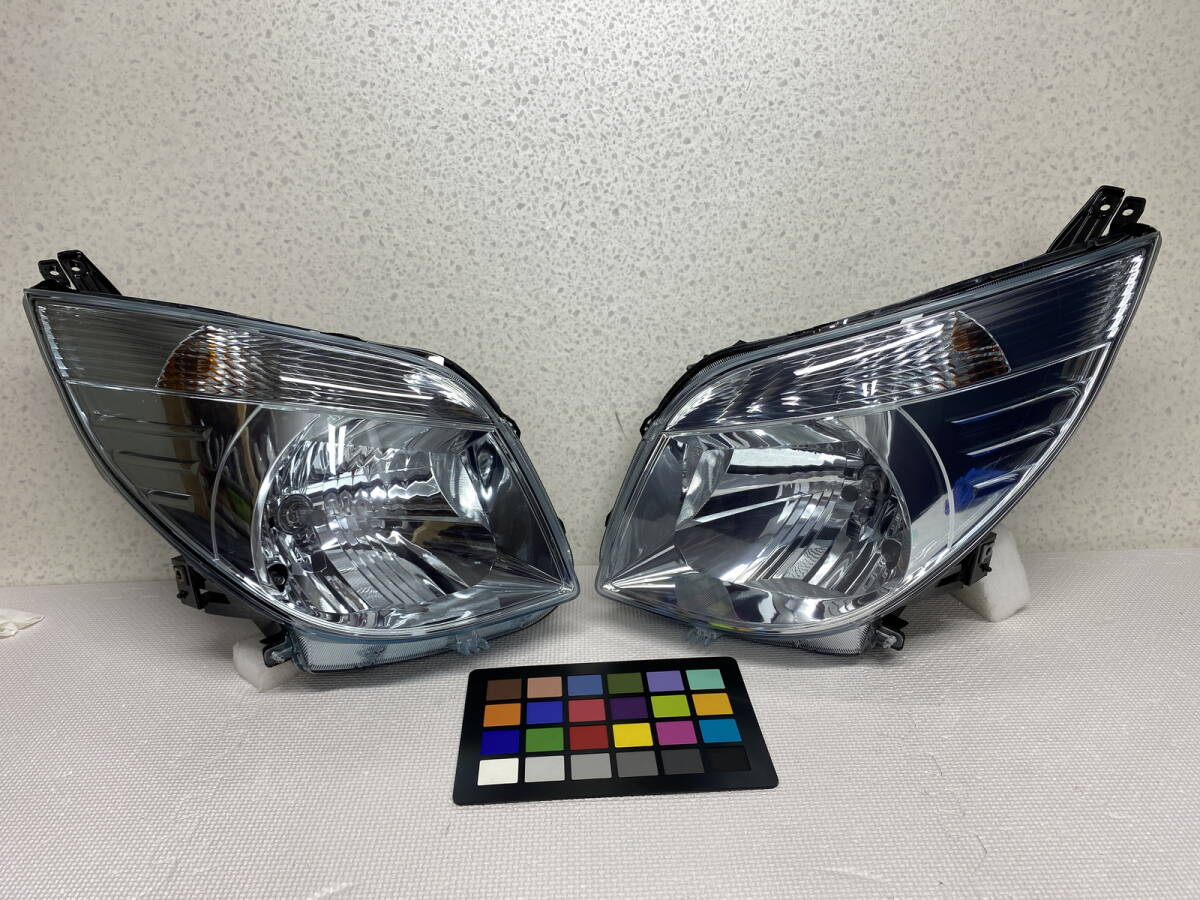 2321 * 青みがかった色合いで * 非常に綺麗な状態 パレット ルークス MK21S ML21S ヘッドライト 左右 100-59174 拍卖