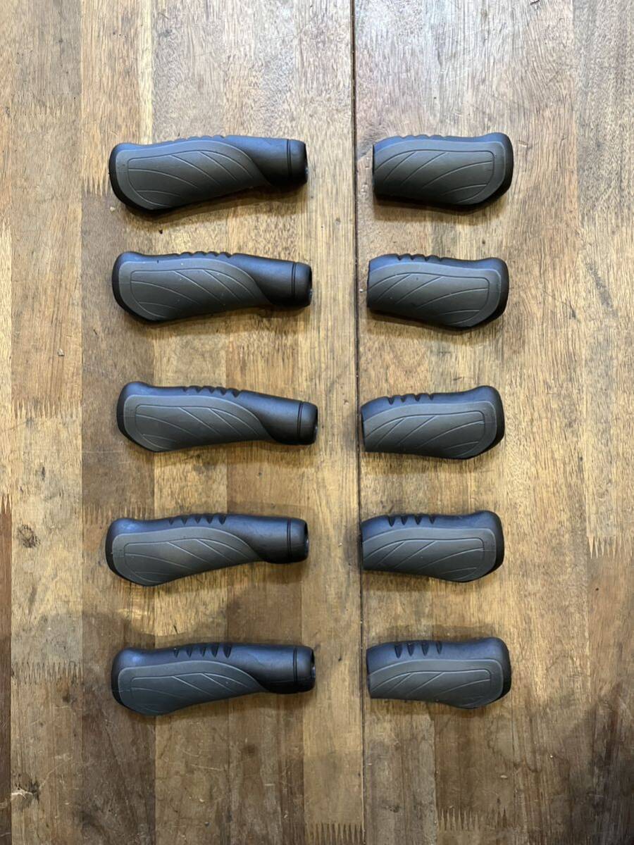 自転車 グリップ エルゴノミクス 左右5セット 右90mm 左130mm拍卖