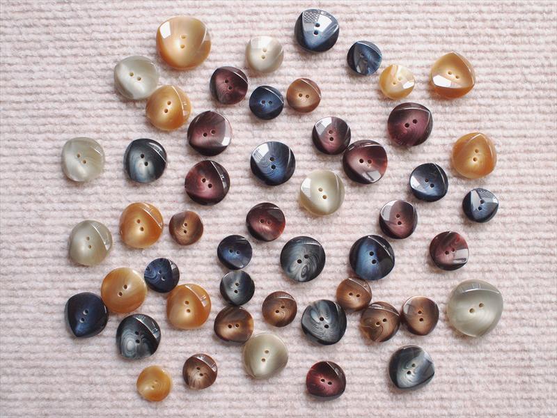 レトロビンテージ手芸雑貨・ボタン*二つ穴・渋色マーブル・Φ4種・50個セット☆ハンドメイド装飾パーツ材料拍卖