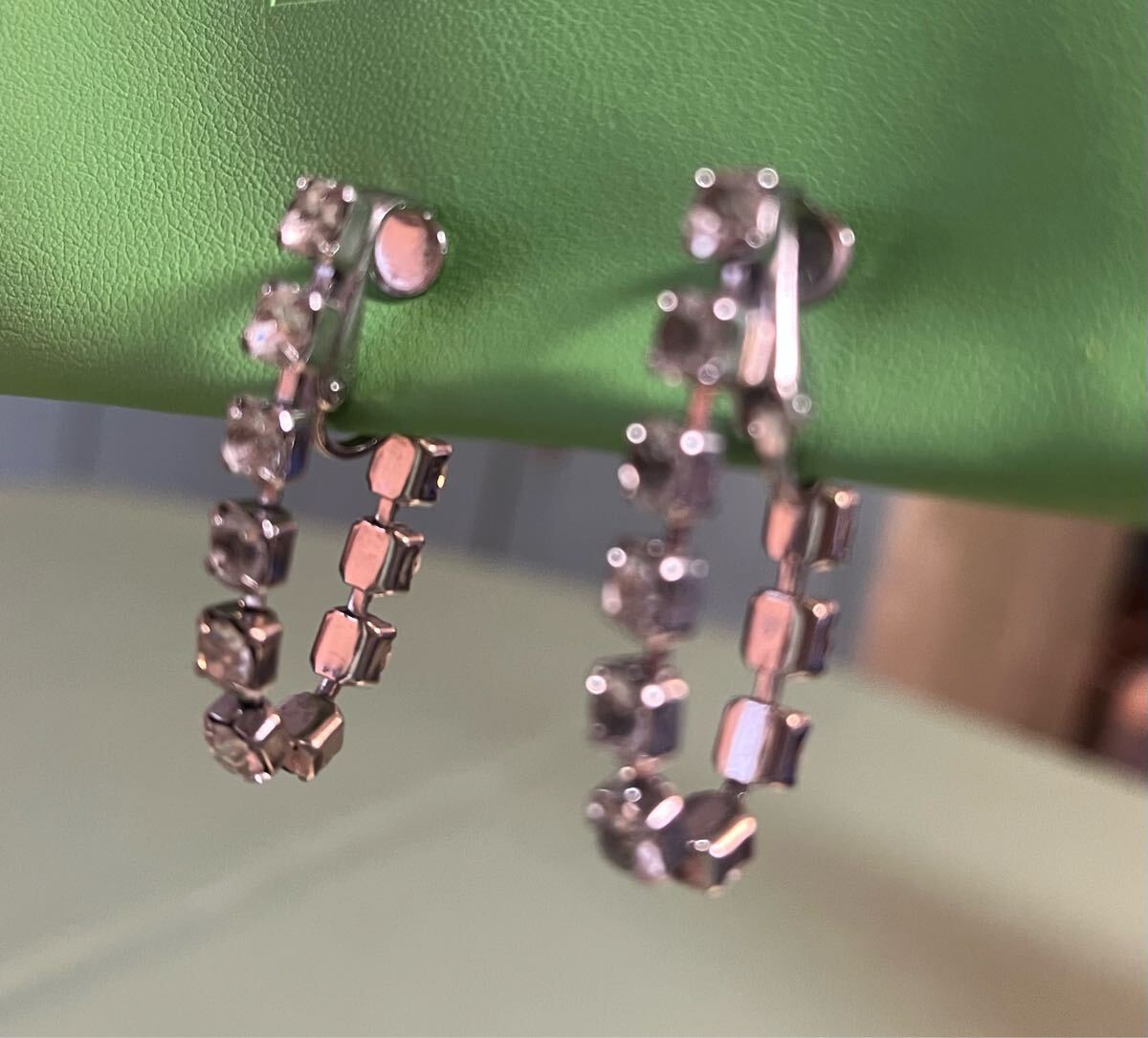 クリスタルストーンイヤリング シルバーフープイヤリング クリップ式イヤリング クリスタル イヤリング アクセサリー ラインストーン拍卖