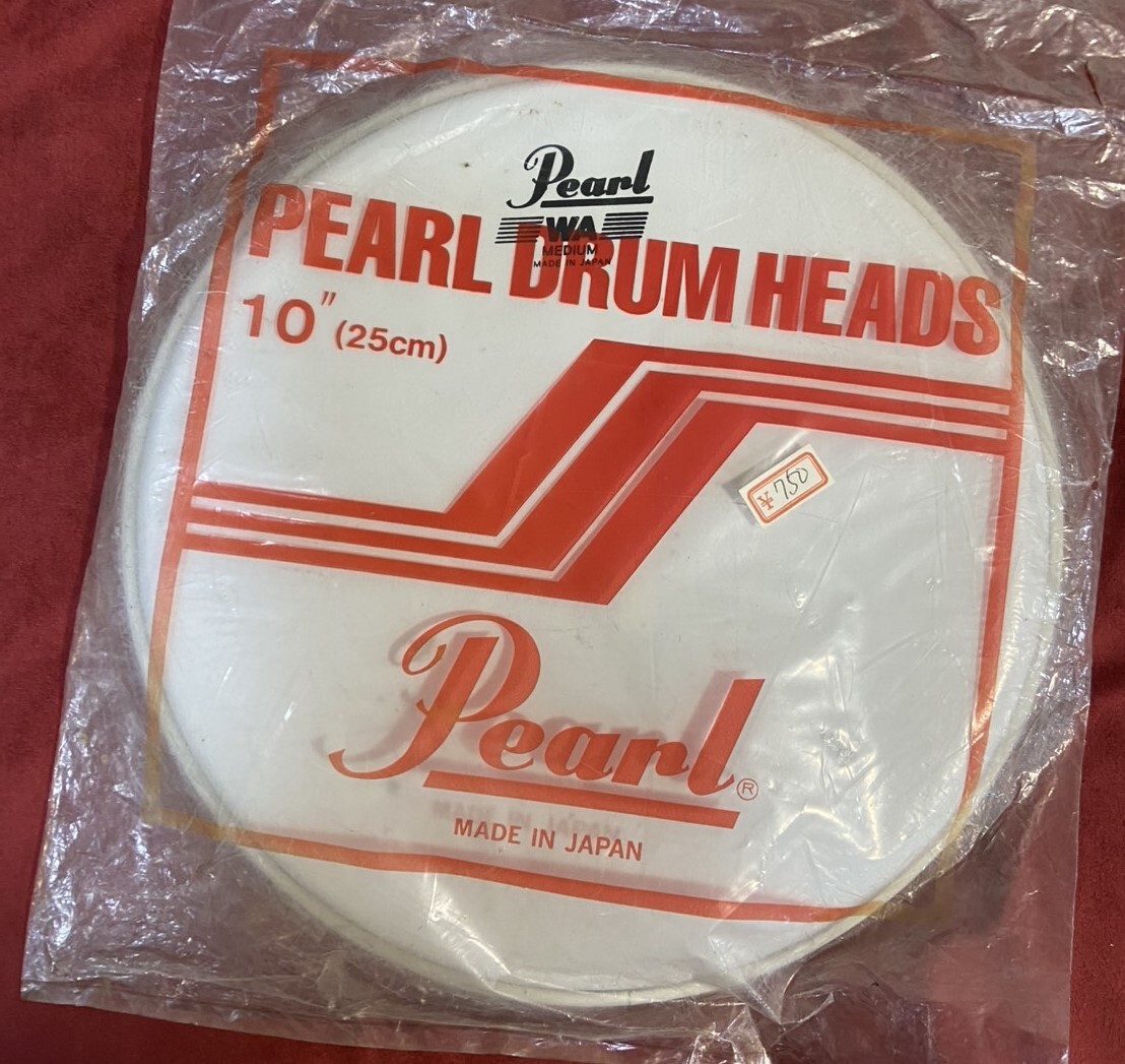 Pearl WA 10” ドラムヘッド古いです。拍卖