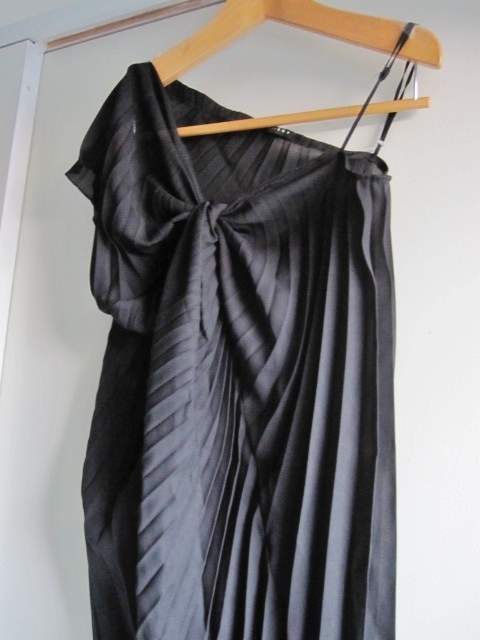 美品 SISLEY ワンピース M 綺麗め シスレードレスワンピース ブランド フォーマルドレス ITALY お洒落ベネトン パーティードレス レア 得拍卖