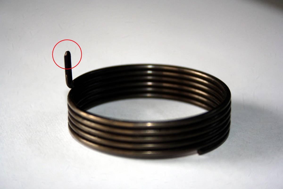 即決 ★バネ 2個セット ラチェットスプリング ガット張り機械 部品 ドラム 分銅式 バドミントン テニス★拍卖