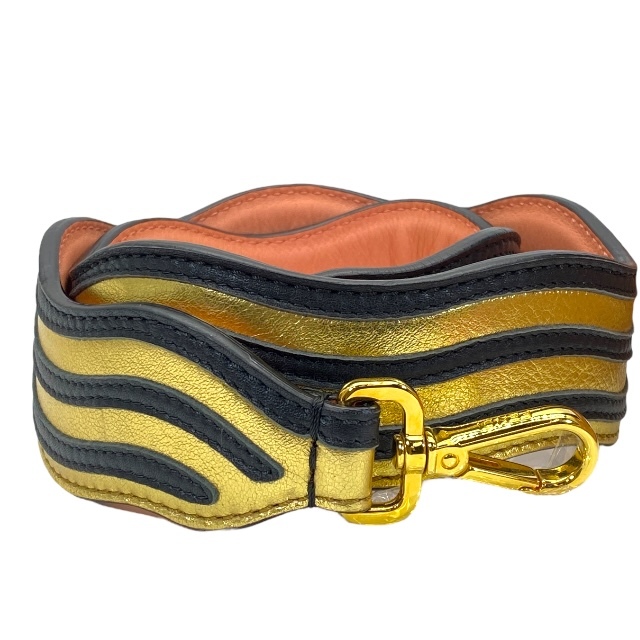 フェンディ ストラップユー ロング ウェーブ ショルダーストラップ アクセサリー バッグ用アクセサリー レザー ブラック ゴールド拍卖