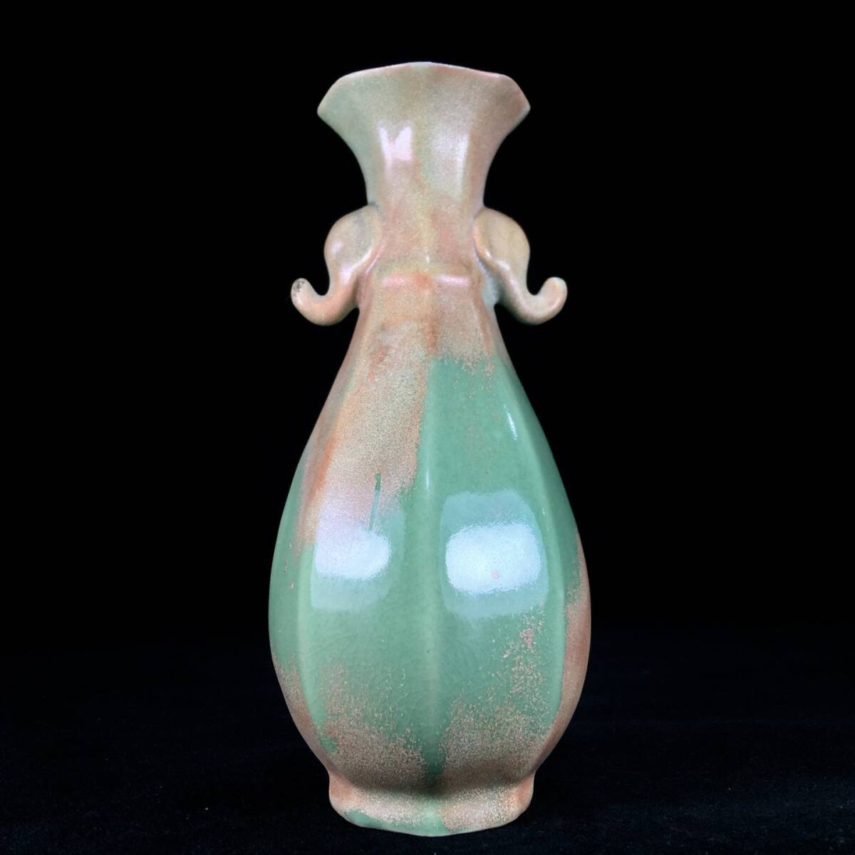 宋時代 古陶磁器 柴窯水沁釉象耳瓶 賞瓶 花器 花瓶 文案置物擺件 極細工 時代物 唐物 中国旧藏 古賞物 中国古玩 古美術品拍卖