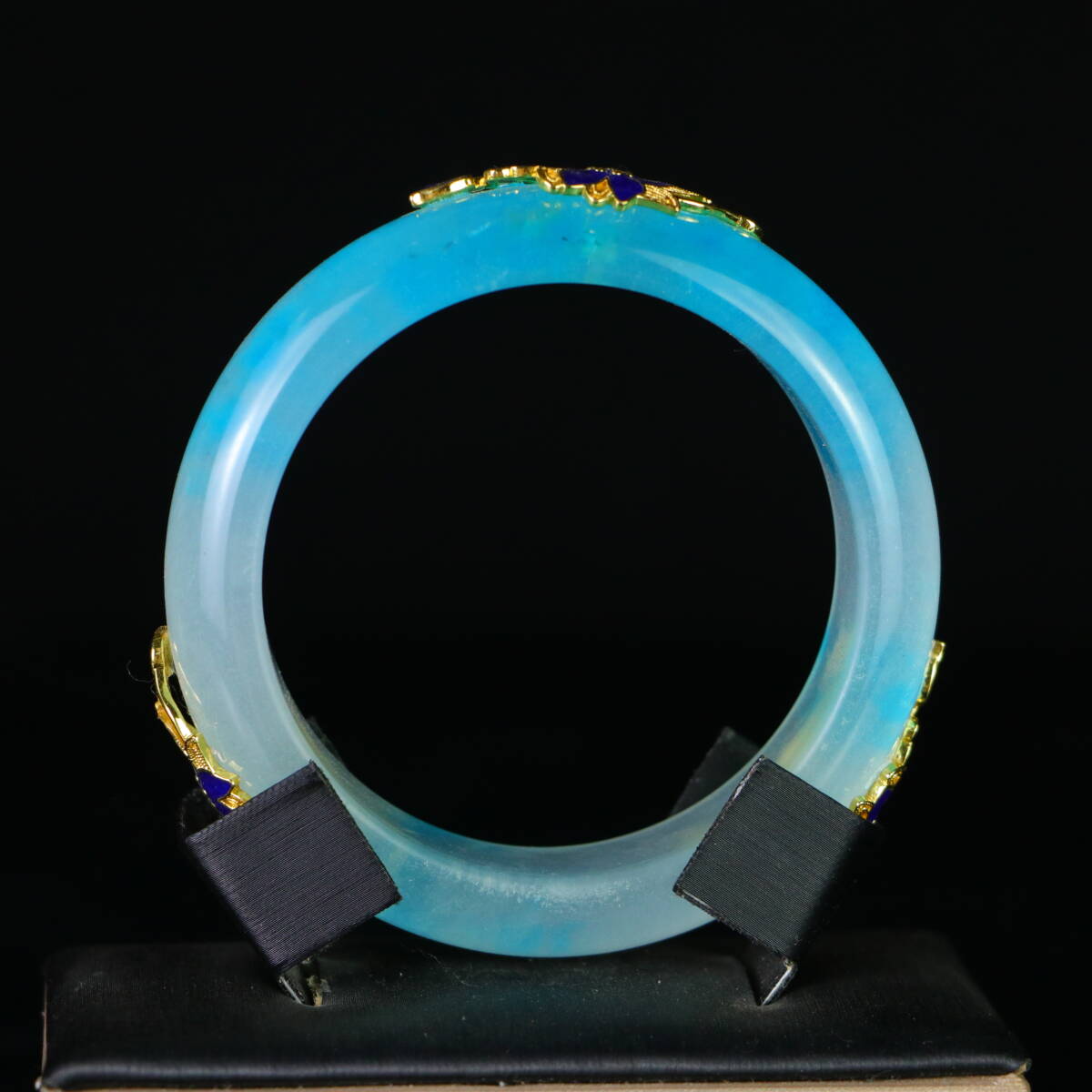 清 宮廷御製 古高冰宝石 藍宝石 腕輪 嵌花 箱付 極細工 東洋彫刻 骨董品 中国唐物 古賞物 中国古玩 中国古美術拍卖