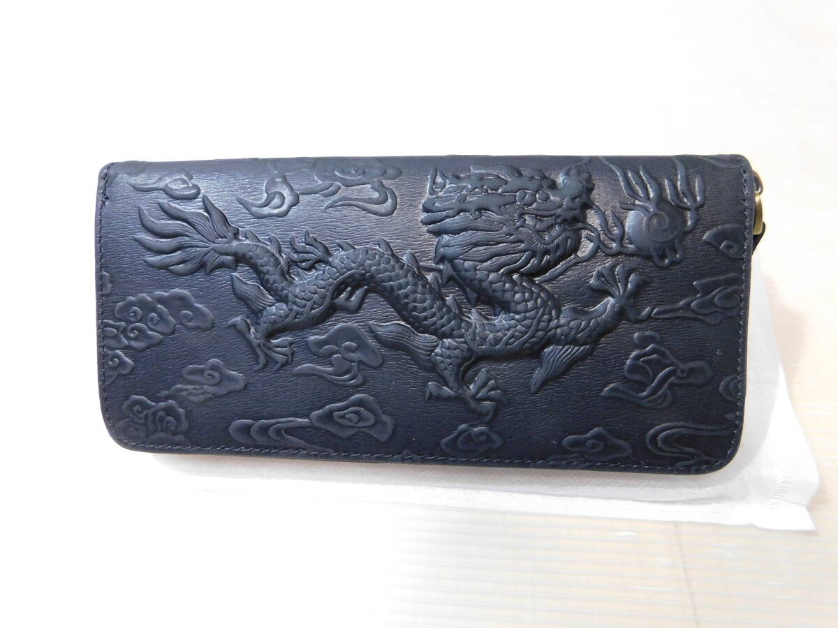 財布 長財布 ブラック 黒 革 本革 牛革 ドラゴン 龍 柄 型押し ラウンドファスナー 小銭入れ ファスナー 未使用品 希少拍卖
