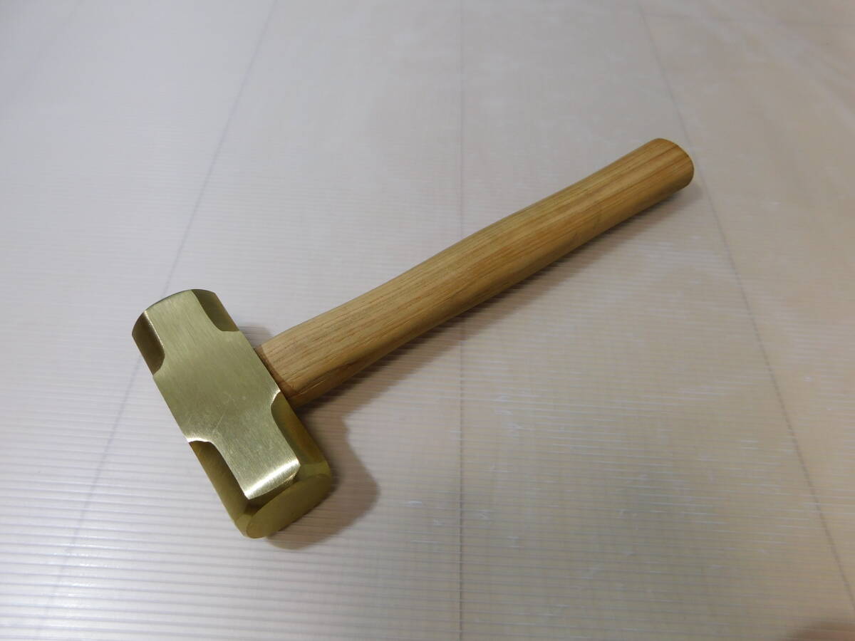 真鍮 ハンマー 八角 黄銅 防爆 木柄 約1.1kg 未使用 自動車整備 鈑金塗装 板金塗装 レストア . 拍卖