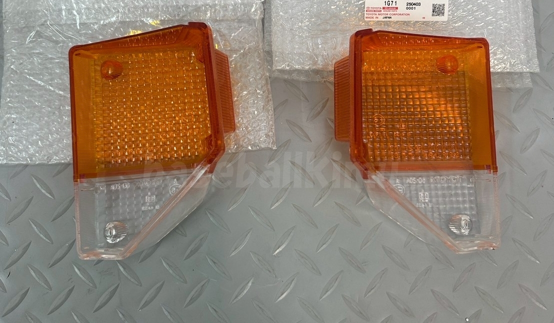 ■新品■トヨタ 純正 ランクル70 FJ 75 HZJ7 PZJ7 フロント ターン シグナル ランプ レンズ 左右 セット拍卖