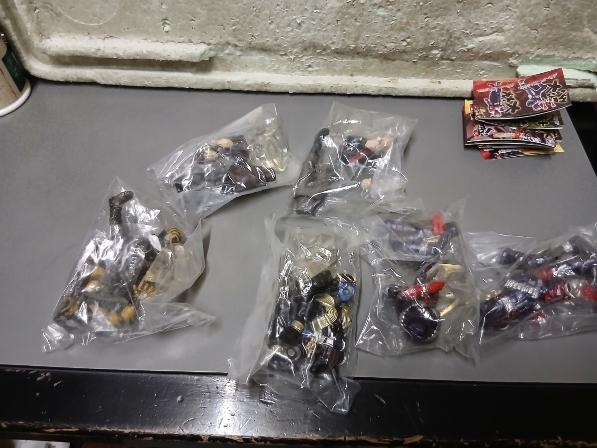 仮面ライダー響鬼 登場編 フィギュア バンダイ ミニフィギュア ガシャポン 当地物拍卖