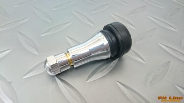 エアーバルブ4個セット クロームカバー付き チューブレスホイール用スナップインバルブ エアバルブ拍卖