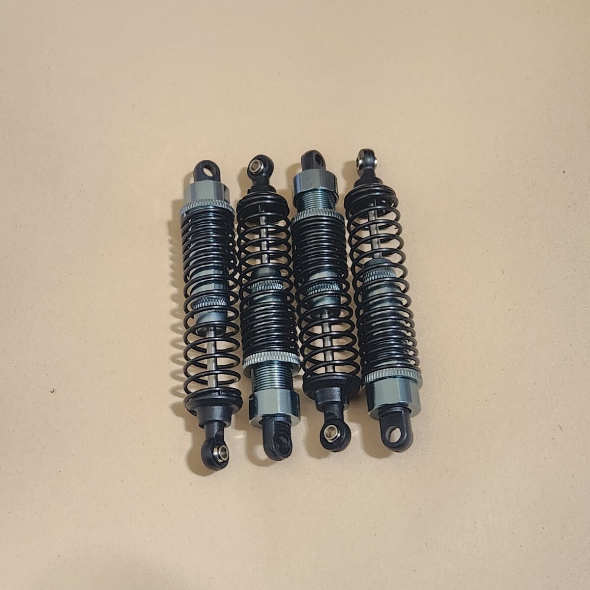 ●即決価格●送料無料●98mm●チタンカラー● アルミ ダンパー 4本 ラジコン タミヤ クローラー バギー などに拍卖