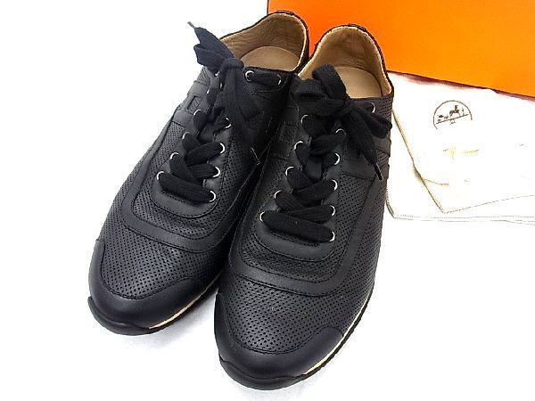 ■新品同様■ HERMES エルメス スニーカー パンチングレザー サイズ 39 1/2(約26.0cm) 靴 シューズ メンズ レディース AN9359拍卖