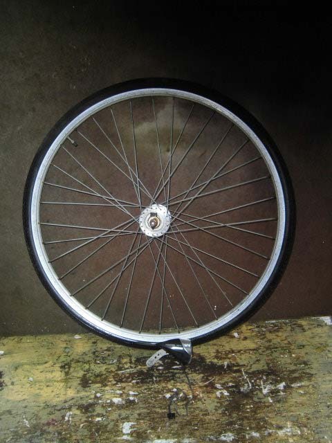 ★レストア・リペア用 らくらくオートライト 27インチホイールタイヤ付き LED 程度中 A-620 240221★拍卖