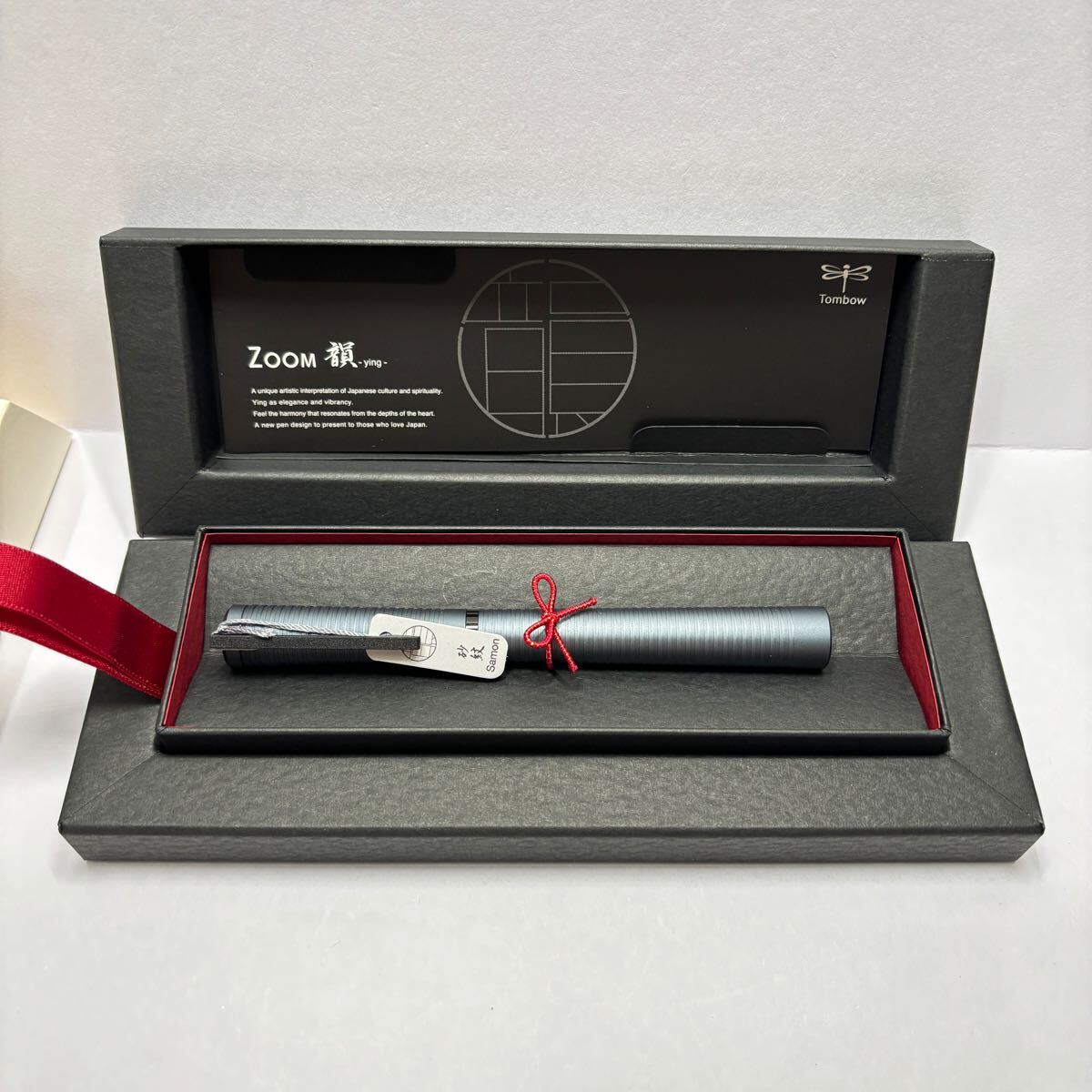 【新品未使用】【廃番】【希少品】Tombow トンボ Zoom 韻「砂紋」藍鼠 ボールペン 0.5mm BW-ZYS44 528 拍卖