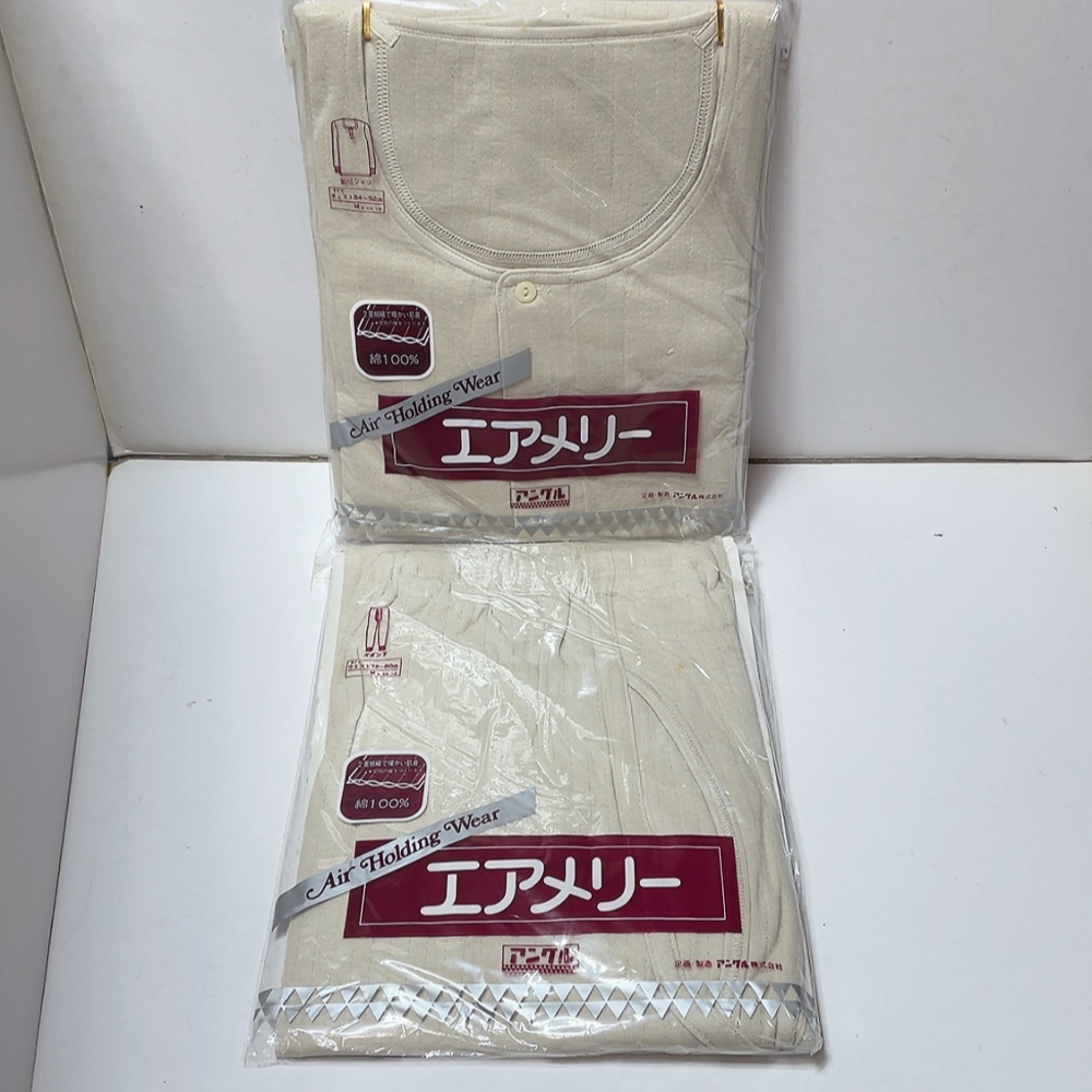 送料無料 即決 未使用 保管品★アングル エアメリー 暖かい2重組織 釦付シャツ & ズボン下 Mサイズ インナーウエア 肌着 綿100%拍卖