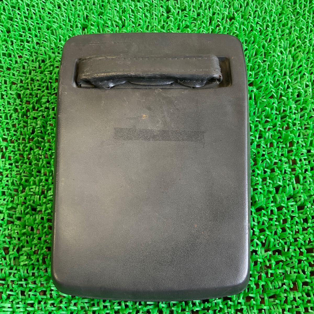 7-851R SUZUKI スズキ グース250 タンデムシート 中古 部品 バイク拍卖