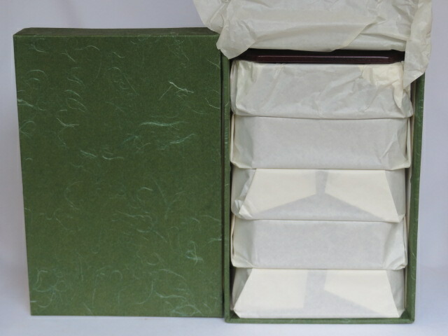 (五月◆特売品)木製 ヘギ目 溜一閑塗 五重 縁高重一揃USED〔税込・送料込〕【中古・未使用】拍卖