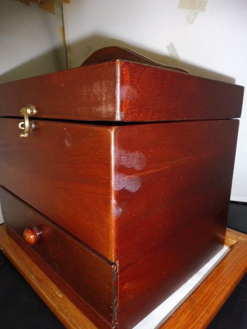 使用 未使用同様 木製 卓上鏡 化粧箱 27,5x22x28拍卖