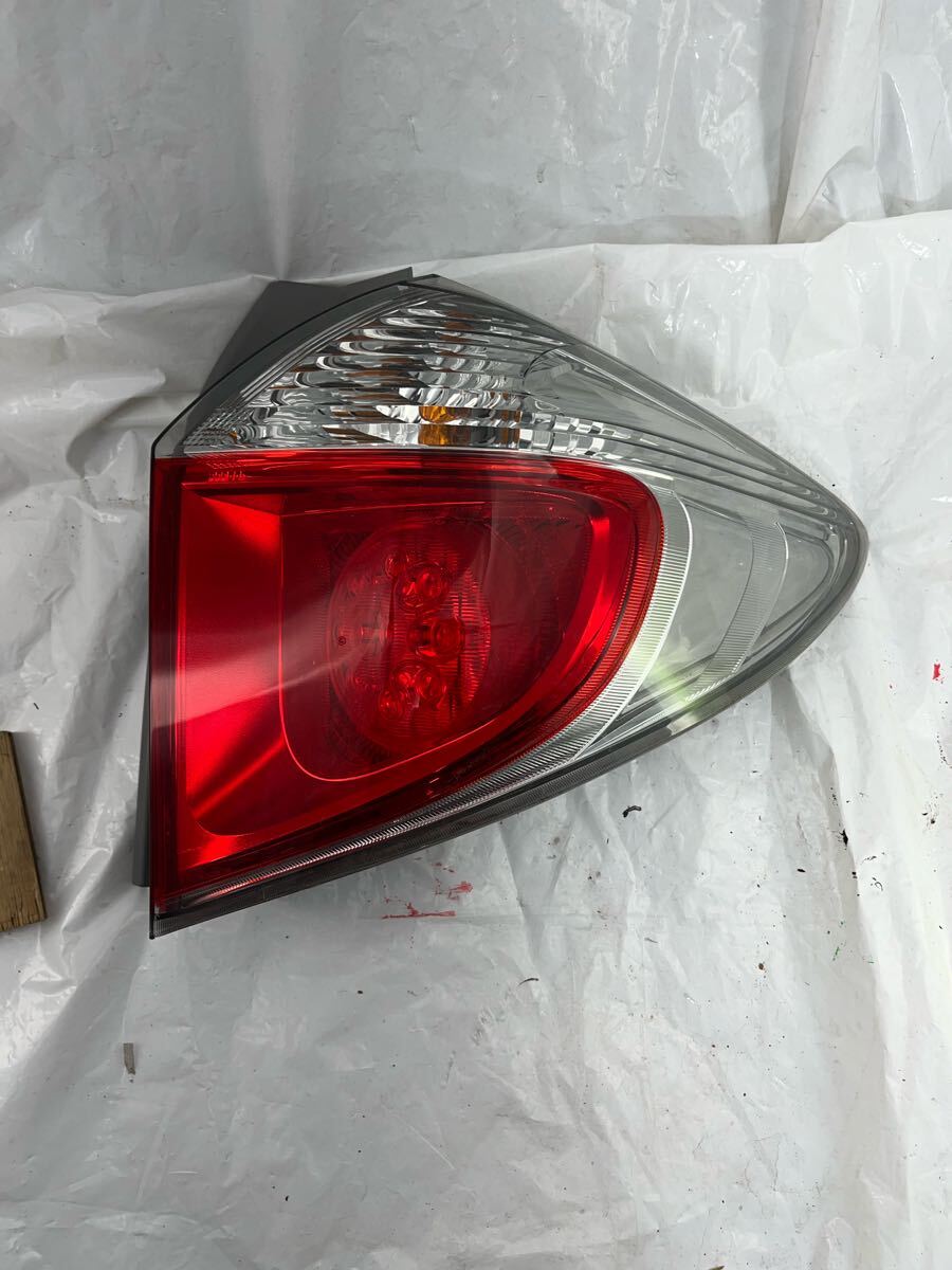 i5.60 ラクティス NCP125 右テールランプ コイト 52-223 右側運転席側 テールライト拍卖