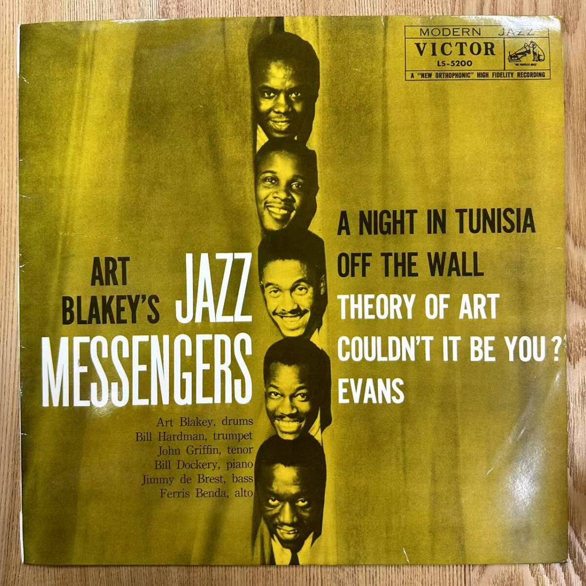 ★・ Jazz LP / ジャズ Art Blakey's Jazz Messengers - A Night In Tunisia / Victor - LS 5200 / ZD051328拍卖
