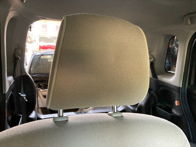 250406 ムーブキャンバス LA800S メイクアップ右フロントヘッドレスト 運転席用拍卖