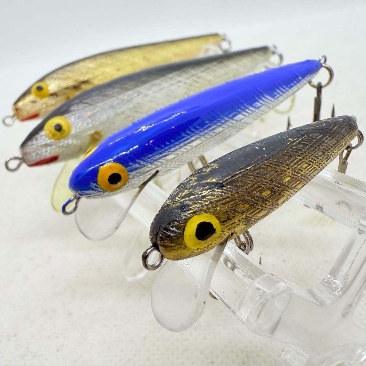 送料無料『レーベル フローター ミノー 4個セット 実測約4cm/6.5cm/9cm』REBEL FLOTER MINNOW フローティング オールド ルアー拍卖