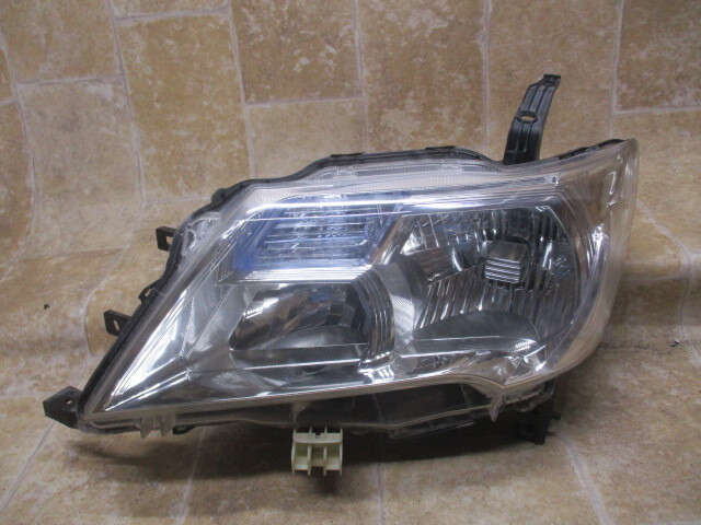 J9/ C26/NC26/FC26 セレナ 純正HIDライト左② KOITO 100-23097拍卖