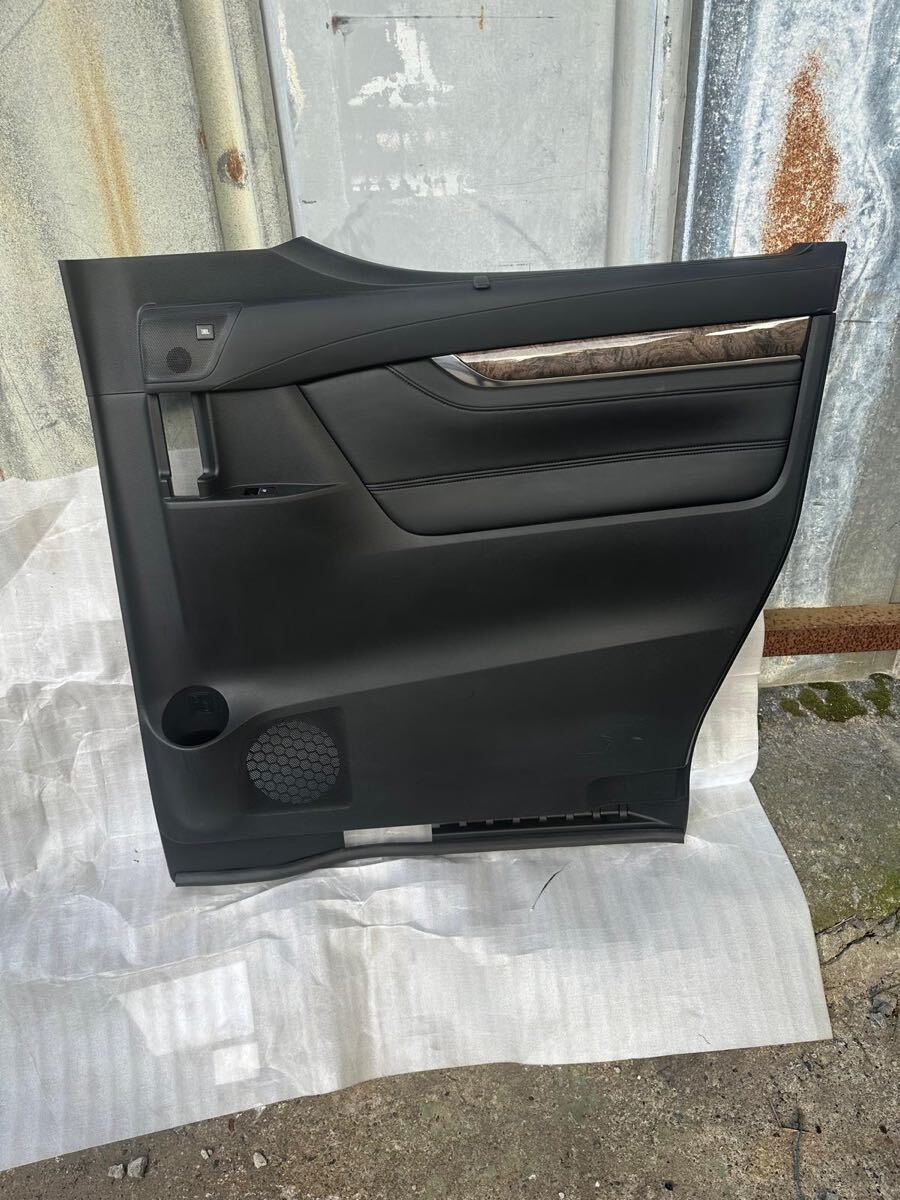 アルファード DAA-AYH30W 右Rドアトリム 2AR-FXE 202 エグゼクティブラウンジS 67690-58620-C3 令和2拍卖