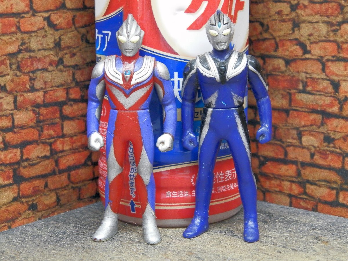 ☆ 当時物★ ウルトラマンソフビ ティガブラスト★ウルトラマンガイア フィギュア 2体 現状品【TY25052103】拍卖